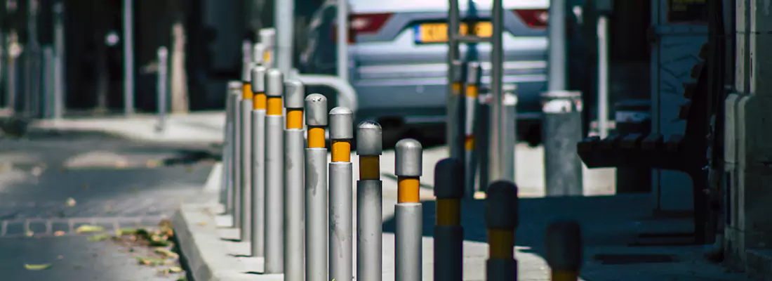 Safe and Convenient Retractable Barrier Column Systems for Properties in Ocala, FL